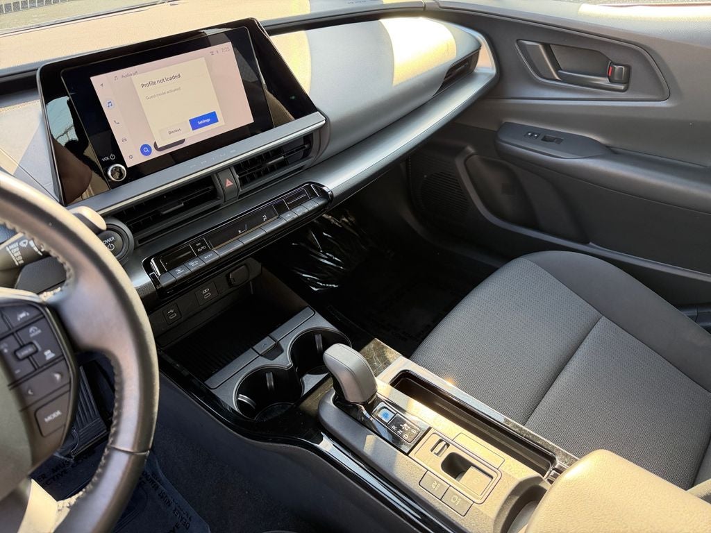 2023 Toyota Prius LE