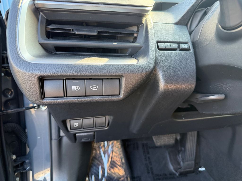 2023 Toyota Prius LE