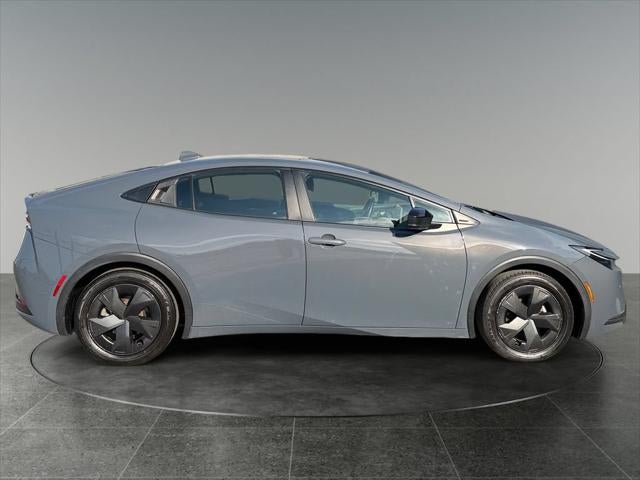 2023 Toyota Prius LE