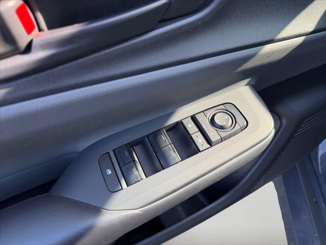 2023 Toyota Prius LE