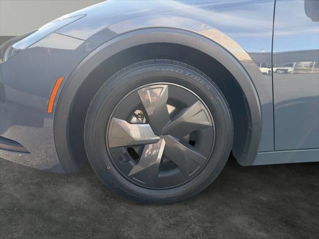 2023 Toyota Prius LE