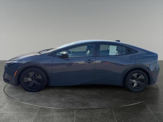 2023 Toyota Prius LE