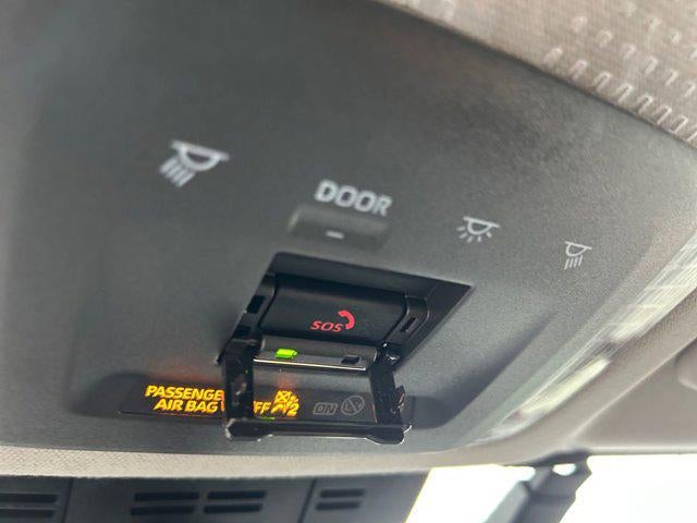 2025 Toyota PRIUS Limited