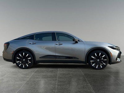 2025 Toyota CROWN Platinum