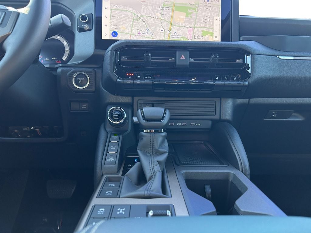 2025 Toyota Land Cruiser PREMIUM