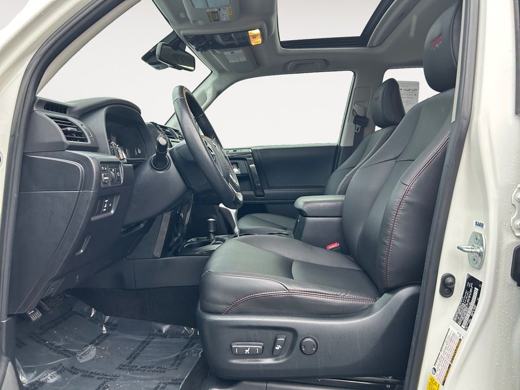 2023 Toyota 4RUNNER TRD Off-Road Premium