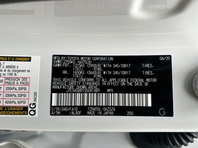 2025 Toyota 4RUNNER SR5