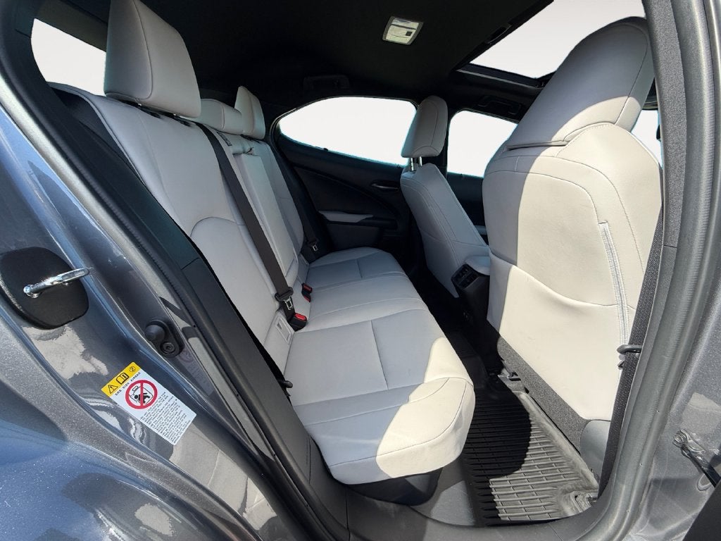2019 Lexus UX 250h HyBrid AWD--1 Owner