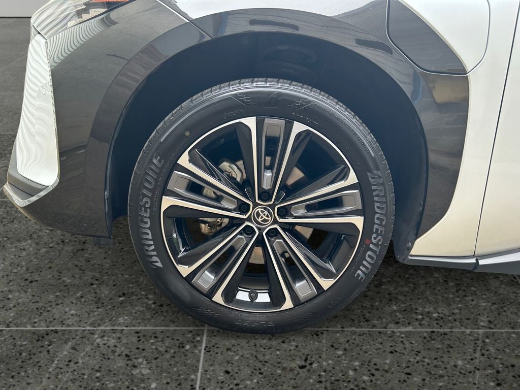 2023 Toyota bZ4X Limited