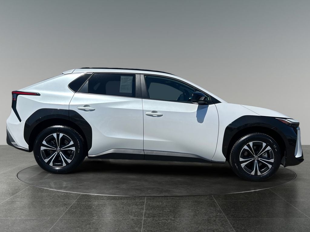 2024 Toyota bZ4X XLE