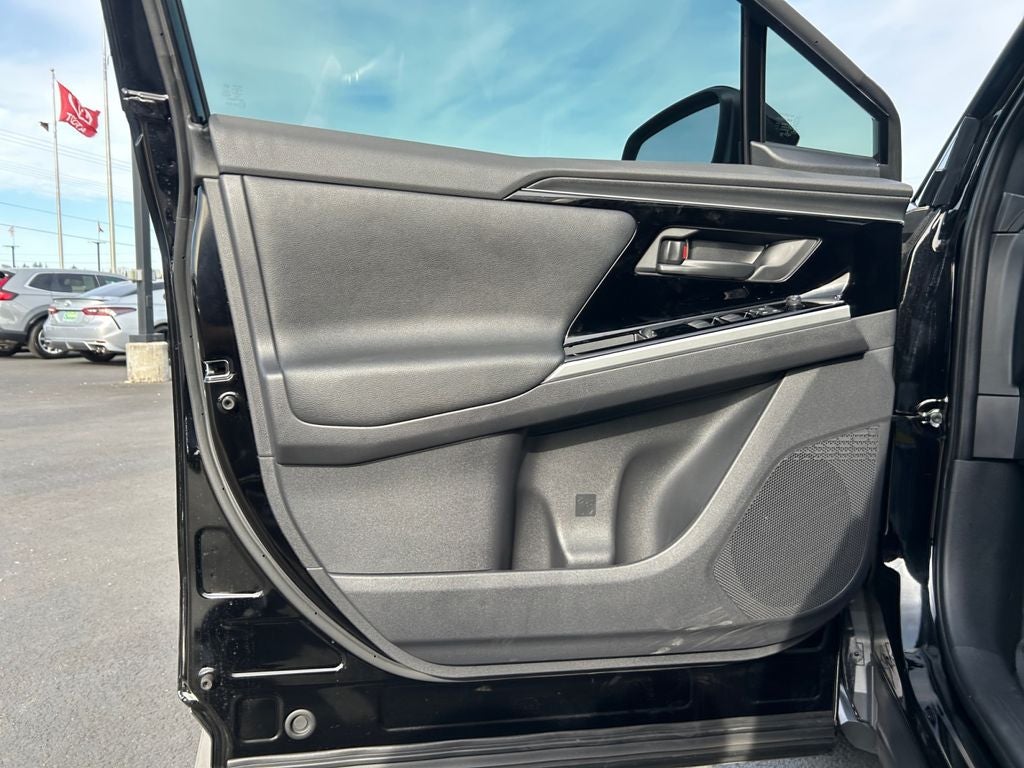 2024 Toyota bZ4X XLE