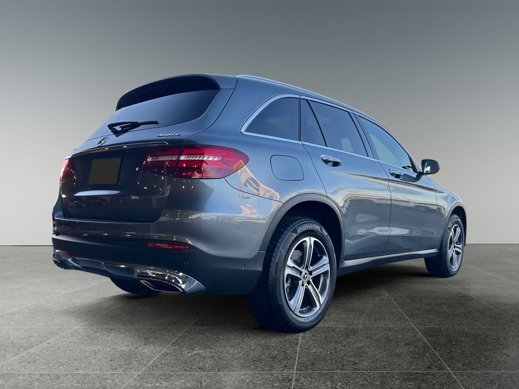 2018 Mercedes-Benz GLC GLC 300 4MATIC® CREAM PUFF