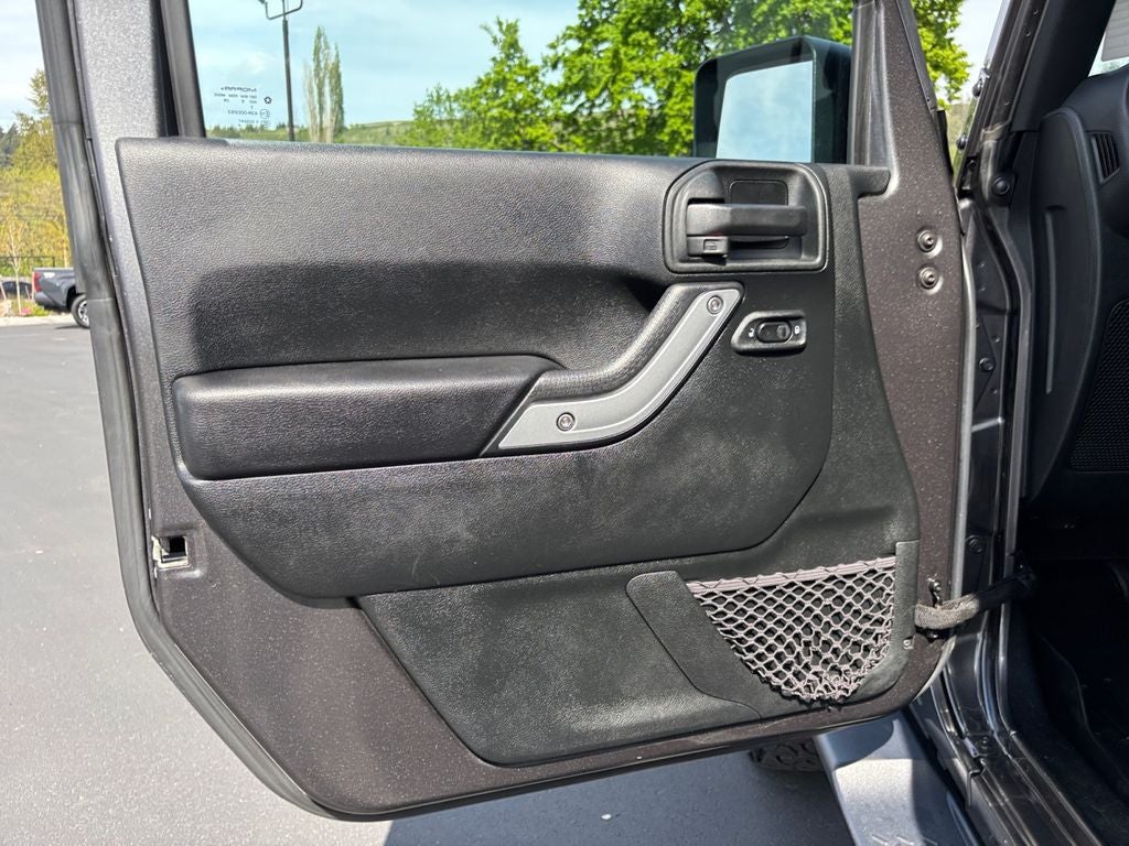 2018 Jeep Wrangler JK Sahara