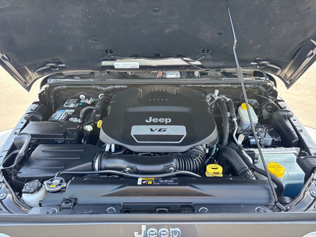 2018 Jeep Wrangler JK Sahara