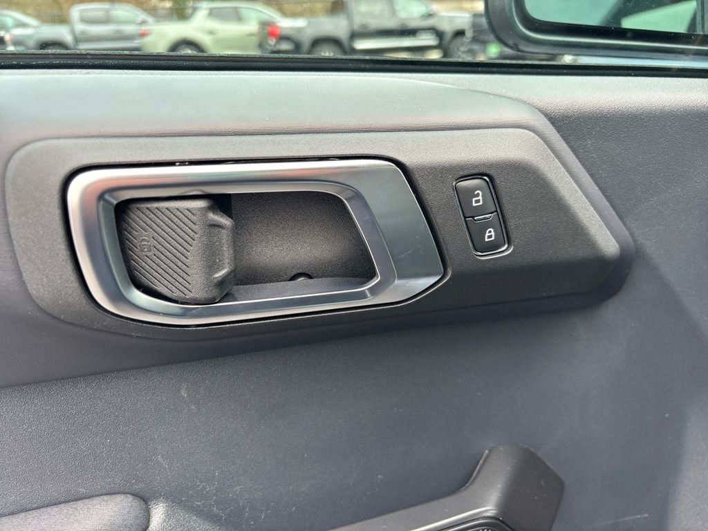 2025 Ford Bronco Badlands Lifted w/ Wheel & Tire Package