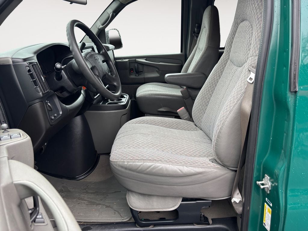 2007 Chevrolet Express Van G3500 Base