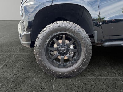 2022 Chevrolet Silverado 1500 LTD LT Trail Boss Lifted w/Wheel & Tire package