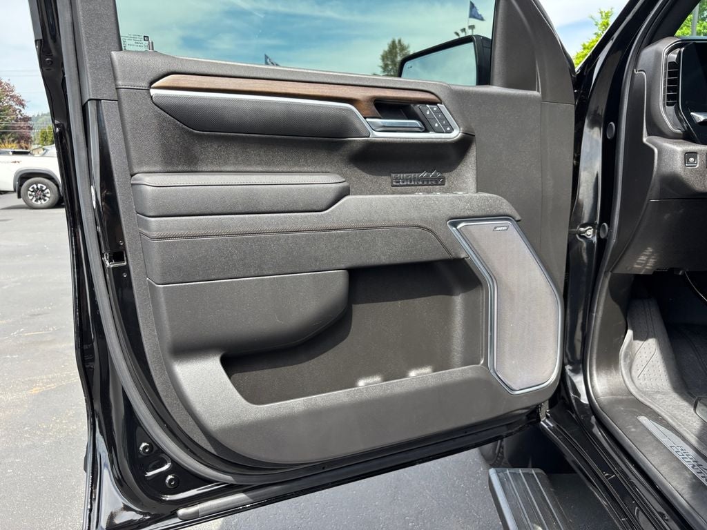 2025 Chevrolet Silverado 1500 High Country