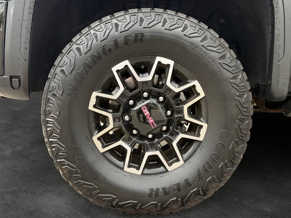 2025 GMC Sierra 2500HD AT4X