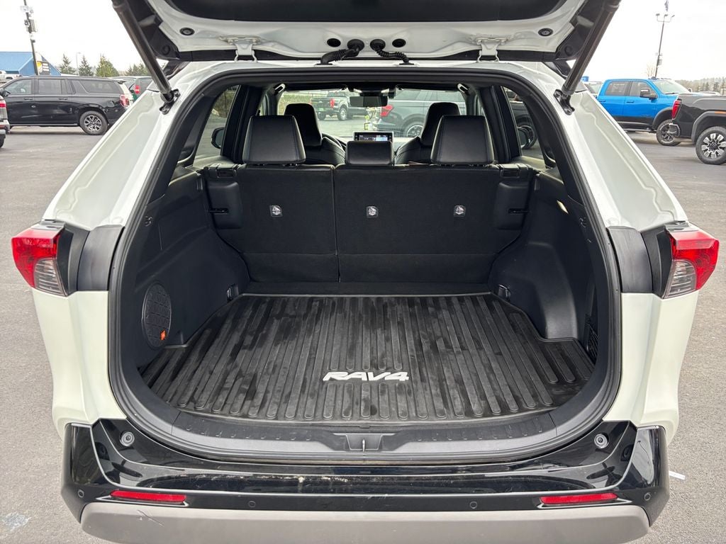 2022 Toyota RAV4 Hybrid XSE