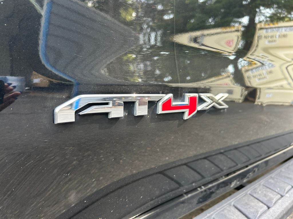 2024 GMC Sierra 1500 AT4X