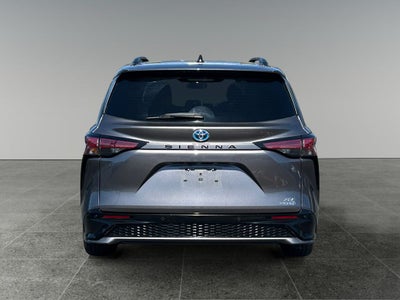 2021 Toyota Sienna XSE 7 Passenger
