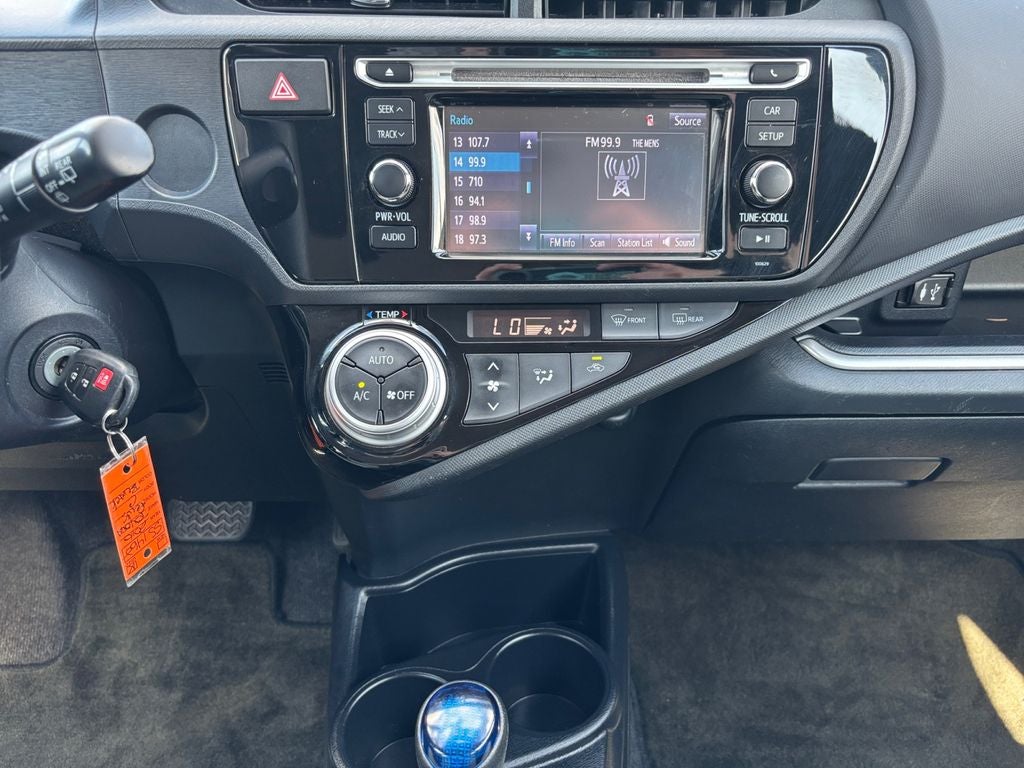 2016 Toyota Prius c Persona Series