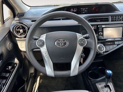 2016 Toyota Prius c Persona Series