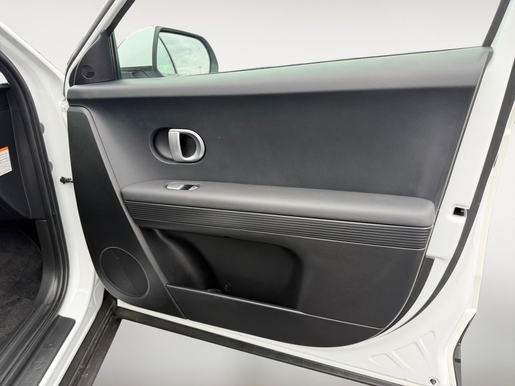 2024 Hyundai IONIQ 5 SE