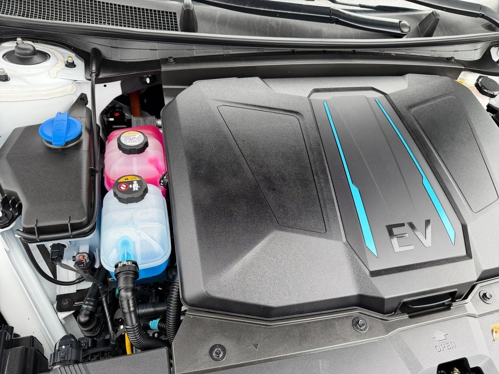 2024 Hyundai IONIQ 5 SE